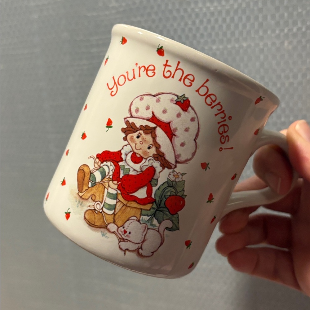 1984 Strawberry Shortcake “You’re the Berries!” mug vintage